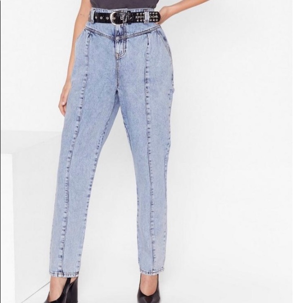 High waisted denim jeans with seam detail